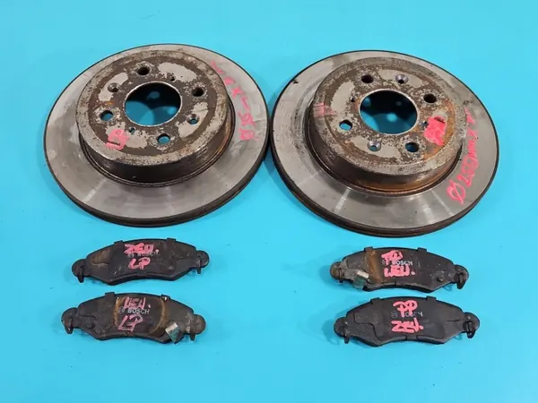 OEM IMPRK1417514 Framhjulsbromsar & Belägg Suzuki Ignis image 2