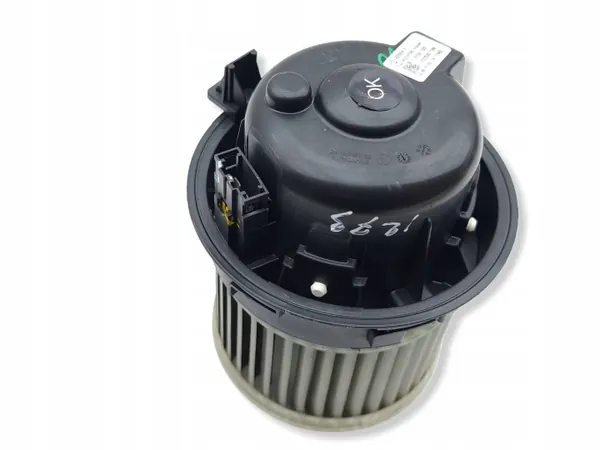 Citroen C4 III e-C4 verwarmingsventilator OEM 7015011002 image 5