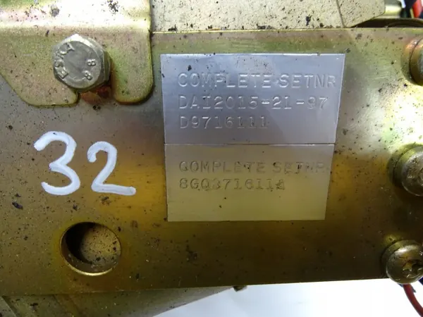 Audi 80 B4 Cabrio takpump 8G0871611A komplett image 5