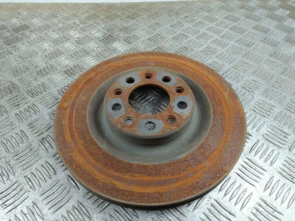 Alfa Romeo OEM FOB56477 Taka jarrulevy - Käytetty image 2
