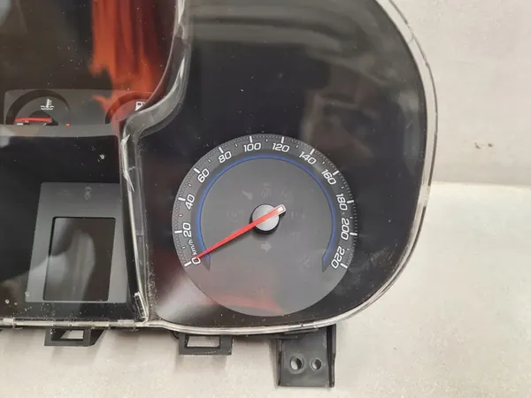 Nopeusmittari Chevrolet Orlando 1.8 140HV OEM 95218103 image 4