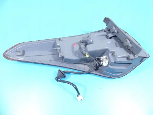 Höger Baklykta Hyundai I40 Sedan OEM 92402-3Z3 image 3