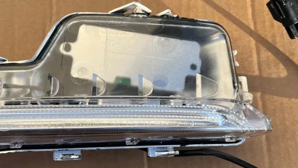 Volvo S60 II V60 LED DRL Phare Droit OEM 31420396 image 3
