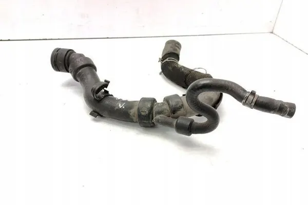 Jäähdytysputki AUDI A6 AVANT 2.5L diesel 2002 4B0121101T image 3