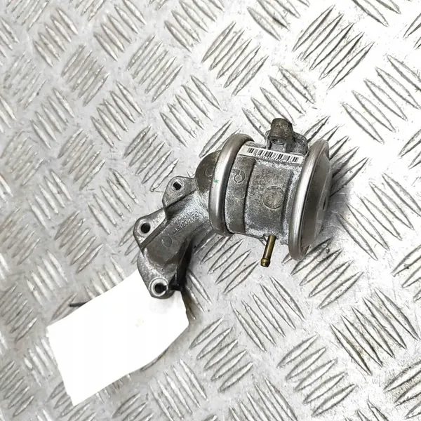 Motorutrymmet Dela Audi A5 Cabrio 3.0L 06E131102K image 5