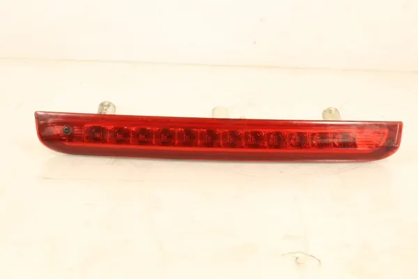 Feu Stop KIA OEM 92701-1h0 pour Ceed I - Occasion image 2