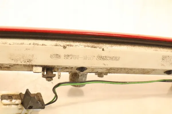 Feu Stop KIA OEM 92701-1h0 pour Ceed I - Occasion image 7