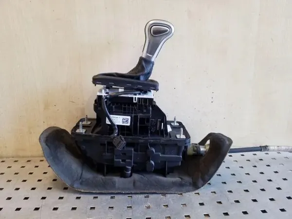 Mecanismo de cambio OEM 8K0713281B para Audi A5 image 3