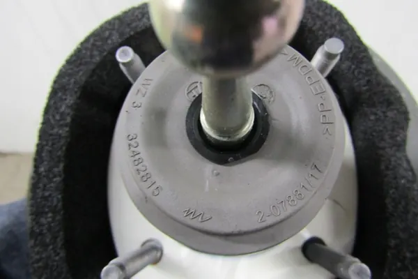 Rem Servo Pomp Peugeot 2008 208 88MLD8 1858669 image 7