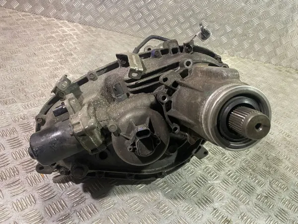 Mercedes-Benz Verteilergetriebe OEM 4JA1C - Gebraucht image 4