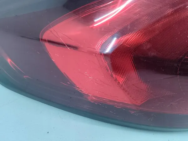 Luz Trasera Izquierda Opel Zafira C image 5