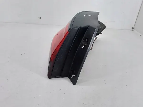 Luz Trasera Izquierda Opel Zafira C image 7