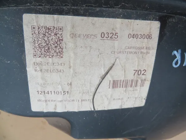 Left Front Wheel Arch Original OE PSA Jumper III image 10