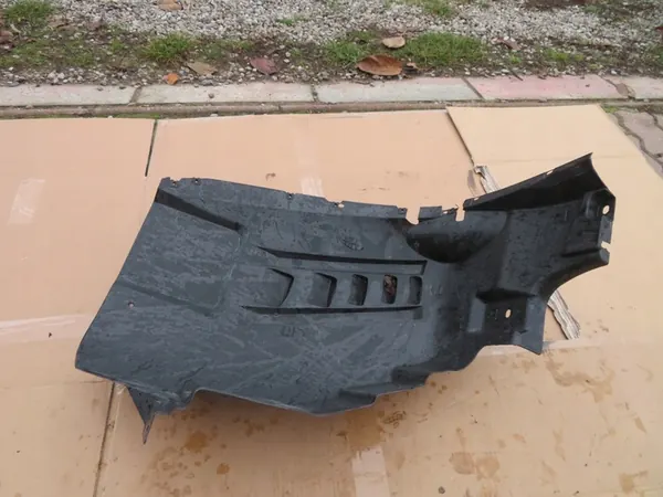 Left Front Wheel Arch Original OE PSA Jumper III image 9