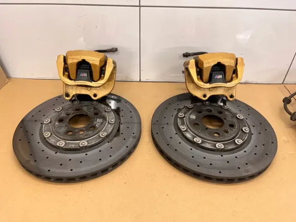 BMW Keramik-Bremsensatz OEM 78787887 - Gebraucht image 3