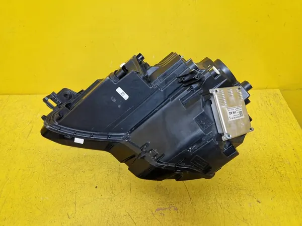 SKODA KAROQ Farol Direito Full LED 57B941016B image 8