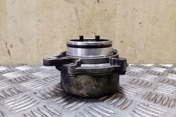 Imupumppu BMW X5 E53 3.0L Diesel 2005 image 2