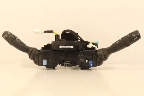 Interruptor luzes Toyota Yaris IV 89245-K0C image 5