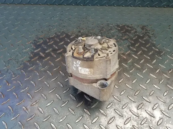 Vaihtovirtageneraattori Bosch BMW E30 320i 325i 325e M20 image 6