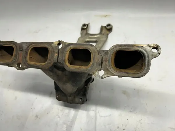 Chevrolet Camaro Pakoputken Keräin OEM 12650097 image 8