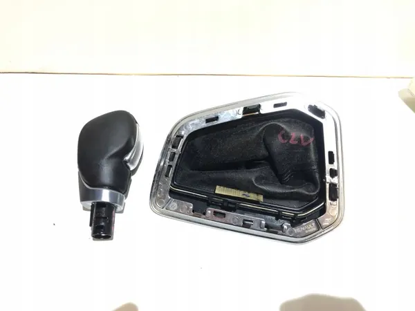 Pomo de cambio Renault Clio V 1.6 E-Tech OEM image 2