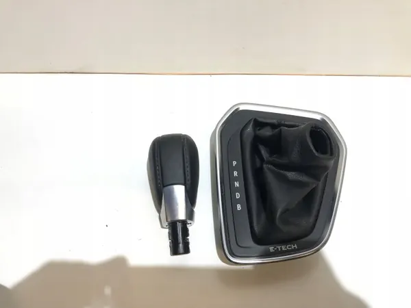 Pomo de cambio Renault Clio V 1.6 E-Tech OEM image 3
