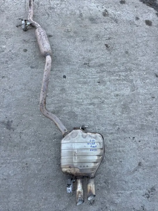 Audi A4 B8 Avant Auspufftopf OEM 8K0253611H image 2