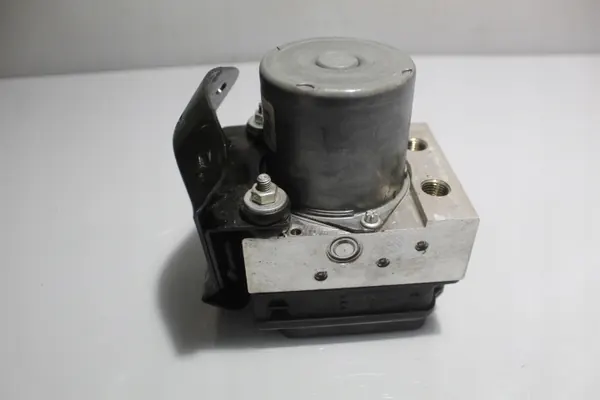 ABS-pump Jaguar XJ VIII X351 5.0 image 2