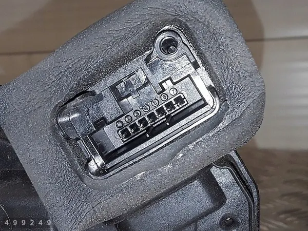 VW Golf VII Rechte Vordertürschloss 5K2837016D image 5