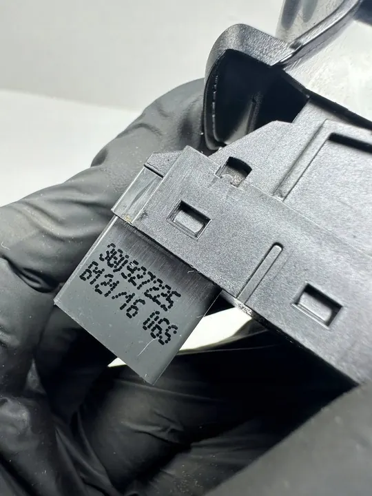 Handbremsenpanelknopf PASSAT B8 3G0927225 image 3