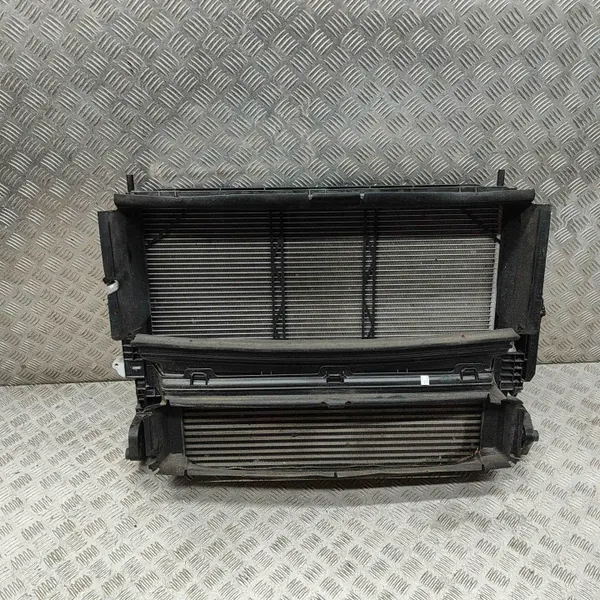 Pieza de refrigeración OEM 32249892 para Volvo XC90 II image 2