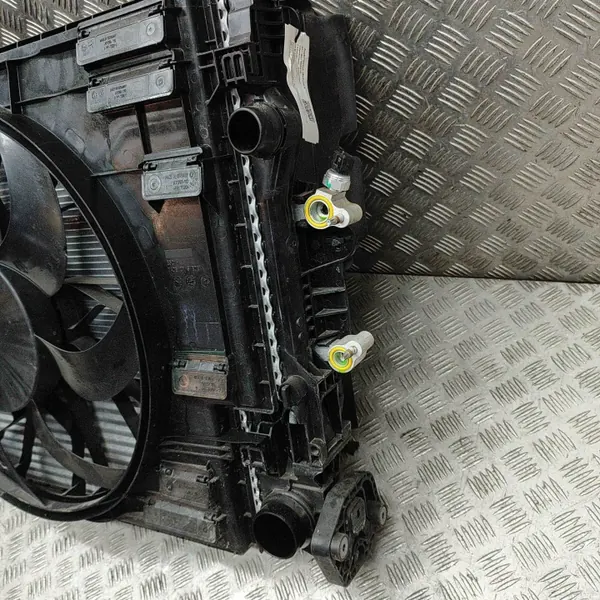 Pieza de refrigeración OEM 32249892 para Volvo XC90 II image 5
