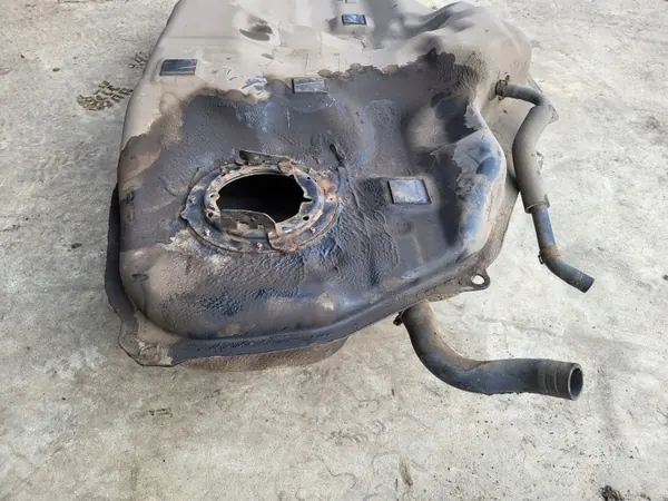 Réservoir Mazda OEM PRKA11422165707 pour Mazda 6 image 3