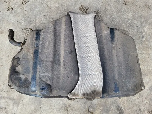 Réservoir Mazda OEM PRKA11422165707 pour Mazda 6 image 6