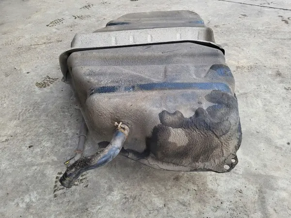 Réservoir Mazda OEM PRKA11422165707 pour Mazda 6 image 8