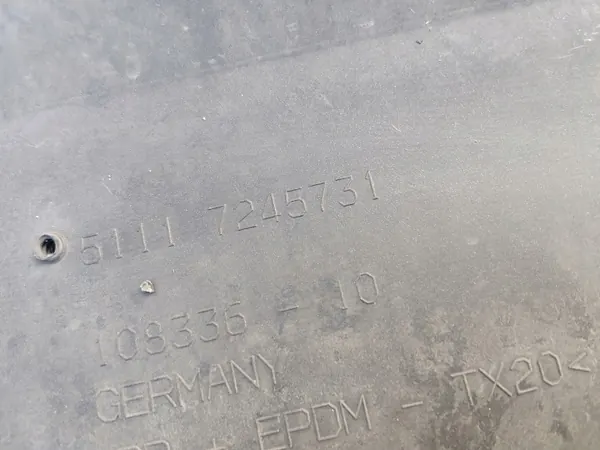 BMW 1 F20 F21 Voorbumper OEM 7245731 - Gebruikt image 10