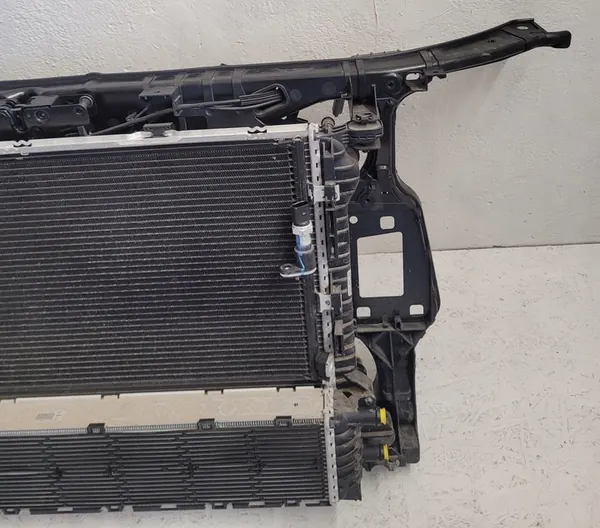 AUDI A4 A5 LIFT 2.0 TDI Radiador Frontal PAS image 4