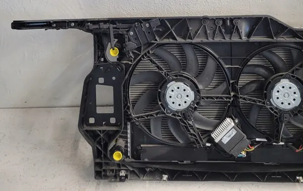 AUDI A4 A5 LIFT 2.0 TDI Radiador Frontal PAS image 9