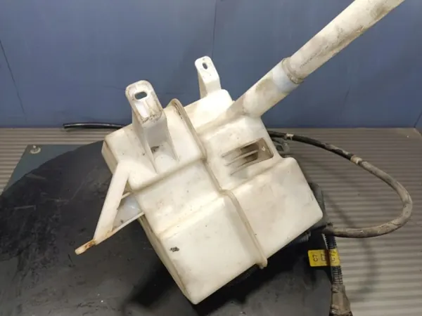 Opel Antaran pesuvesisäiliö OEM Wrakowisko-28575- image 3