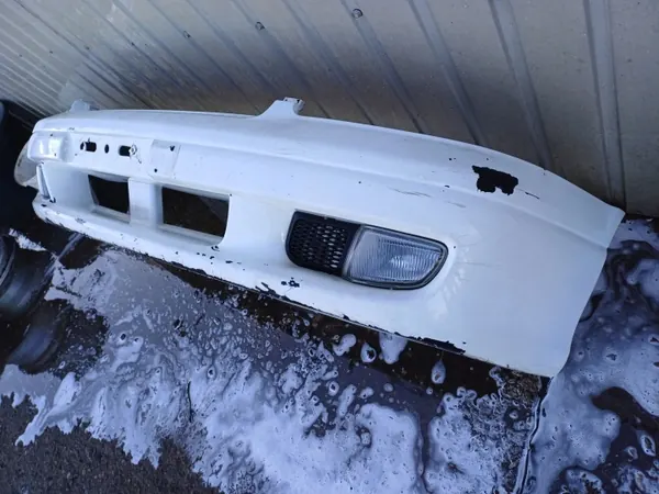 Subaru Legacy 3 voorbumper OEM LUK1126 - Gebruikt image 4