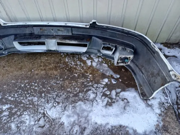 Subaru Legacy 3 voorbumper OEM LUK1126 - Gebruikt image 6