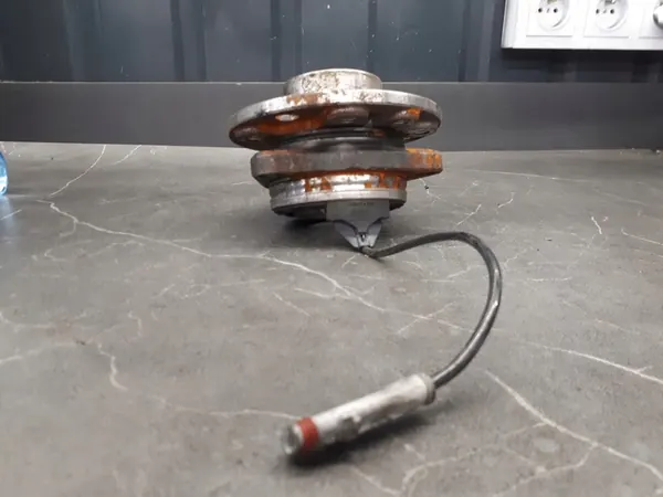 Mozzo ruota anteriore Opel Signum 30 denti image 3