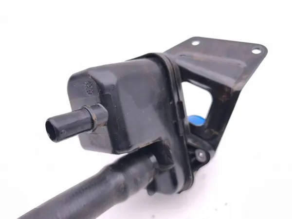 Tanque AdBlue Land Rover OEM S8E25J232AA - Usado image 5