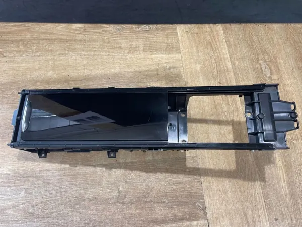 Land Rover Discovery L462 Getränkehalter OEM HY32-045H62-B image 2