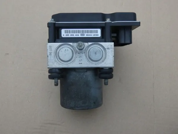 Bomba ABS Audi A6 C6 OEM 4F0614517BD Usada image 10