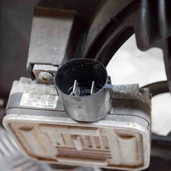 Etupuskuri FORD S-MAX (WA6) 2.0L 2010 OEM 940004106 image 4