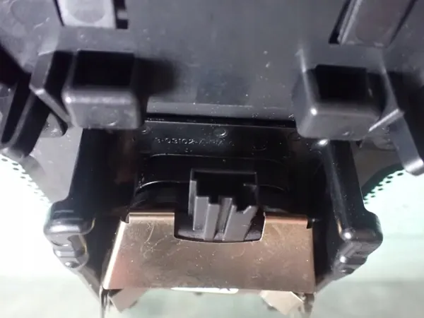 Jaguar F-Pace Frontscheibe OEM 10136031 image 7