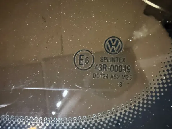 OEM Szyba karoseryjna lewy tył LONG VW T5 T6 image 3