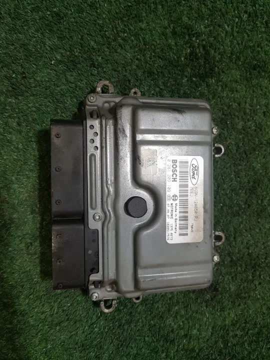 Ordinateur Moteur Ford Mondeo MK4 OEM 0261209109 image 2