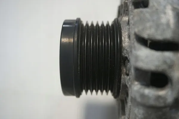 SUBARU LEVORG 1.6 TURBO Vaihtovirtageneraattori 2014-2020 OEM image 3